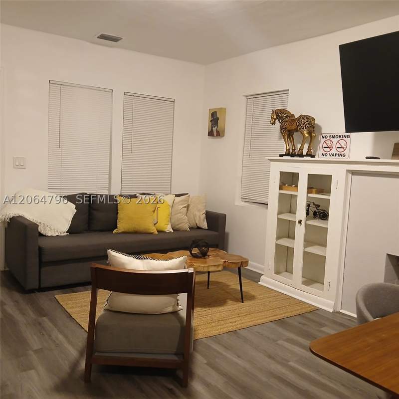 3 bedroom SingleFamilyResidence at 2993 SW 16th Ter, Grapeland, Miami — photo 2