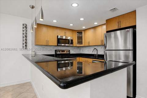 1975 Normandy Dr 303, Miami Beach FL - photo 10 of 21
