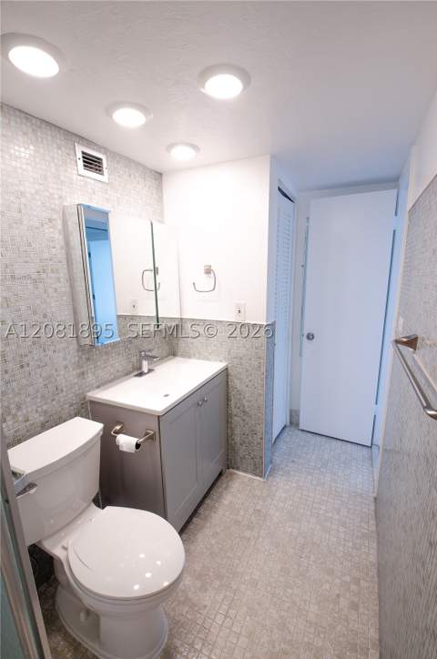 2150 Sans Souci Blvd B305, North Miami FL - photo 24 of 28