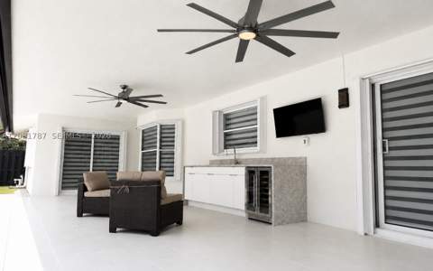 14846 SW 168th Ter, Miami FL - photo 19 of 50