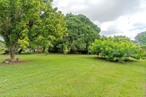 381 SW 127th Ave, Miami FL - photo 12 of 27