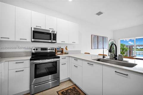 2387 NW 122nd Ter, Miami FL - photo 8 of 57