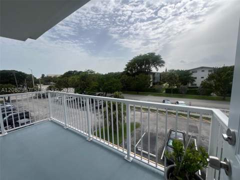 16801 NE 14th Ave 311, Miami FL - photo 14 of 46