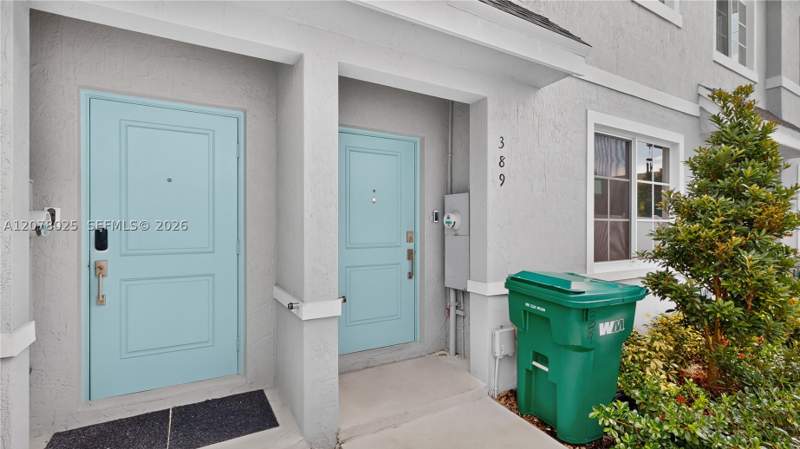 3 bedroom Townhouse at 389 NW 10th Ct, Costa Blanca Villas, Florida City — photo 3