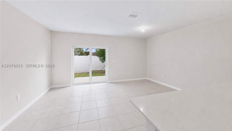 3 bedroom Townhouse at 389 NW 10th Ct, Costa Blanca Villas, Florida City — photo 5