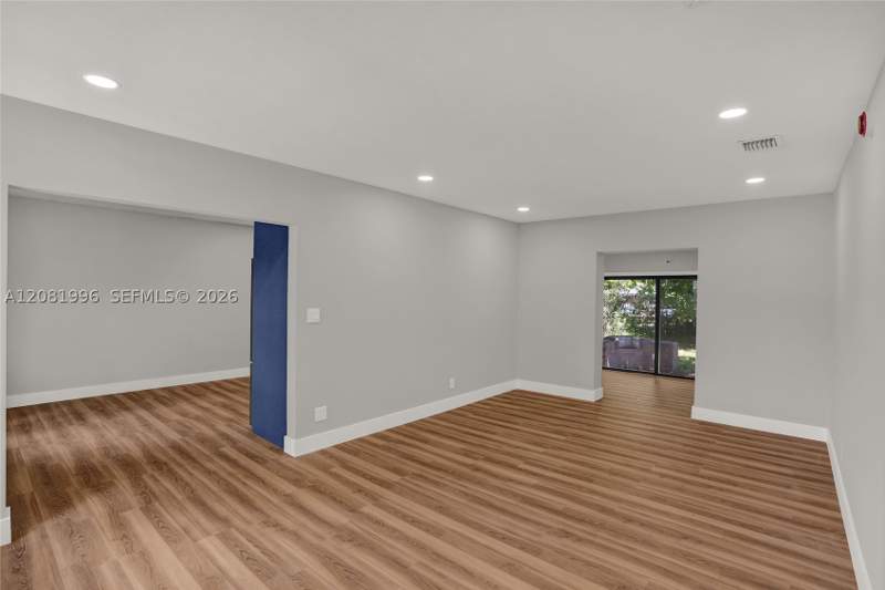 4 bedroom SingleFamilyResidence at 555 NW 124th St, Alhambra Heights, North Miami — photo 4