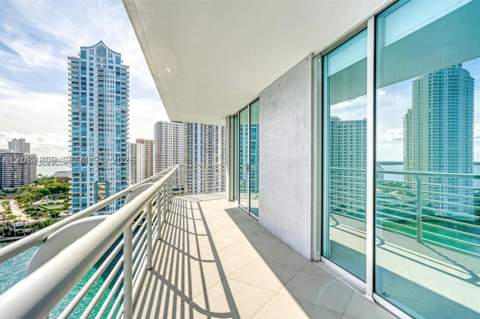325 NE Biscayne Blvd 1923, Miami FL - photo 11 of 39