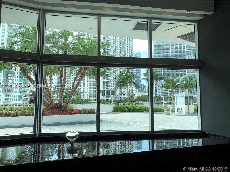 3 bedroom Condominium at 325 NE Biscayne Blvd 1923, One Miami West Condo, Miami — photo 3