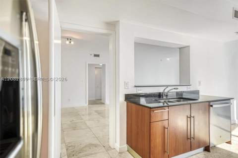 325 NE Biscayne Blvd 1923, Miami FL - photo 8 of 39