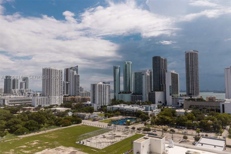 2 bedroom Condominium at 1600 NE 1st Ave 1420, Canvas Condo, Miami — photo 5