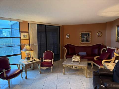 20500 W Country Club Dr 711, Aventura FL - photo 18 of 27