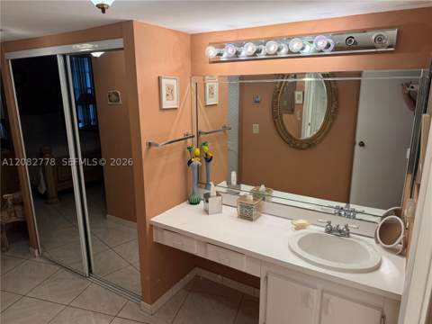 20500 W Country Club Dr 711, Aventura FL - photo 23 of 27
