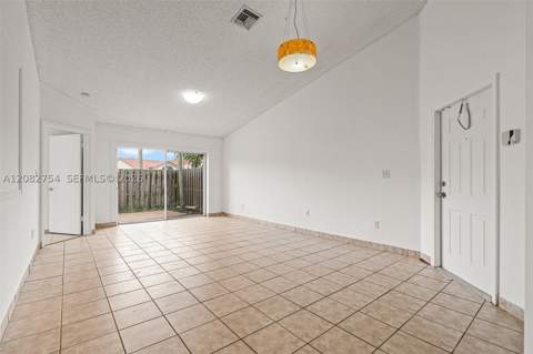 15261 SW 111th St, Miami FL - photo 8 of 34