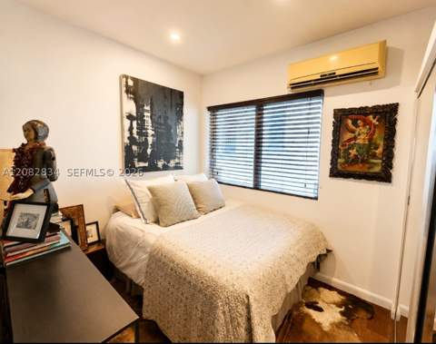 1351 Meridian Ave 8, Miami Beach FL - photo 8 of 10