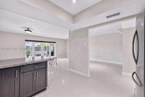 6965 W 2nd Way, Hialeah FL - photo 13 of 36