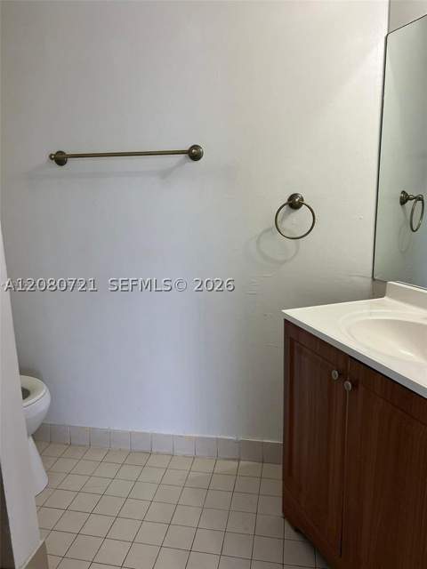 6955 NW 186th St F205, Hialeah FL - photo 11 of 17