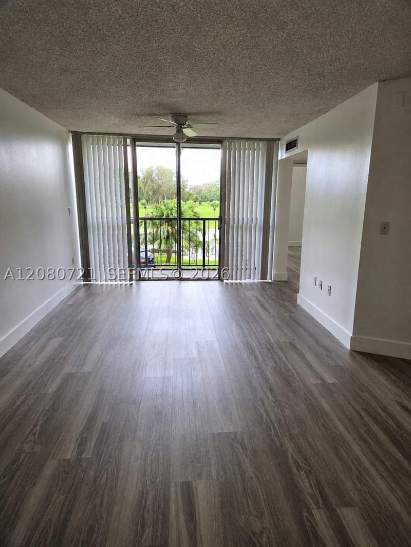 2 bedroom Condominium at 6955 NW 186th St F205, Las Brisas@ Country Club, Hialeah — photo 2