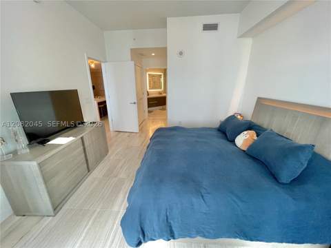 851 NE 1st Ave 2605, Miami FL - photo 18 of 49