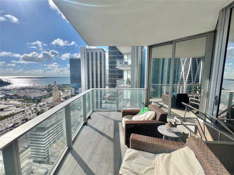 1 bedroom Condominium at 851 NE 1st Ave 2605, Paramount Miami Worldcent, Miami — photo 3