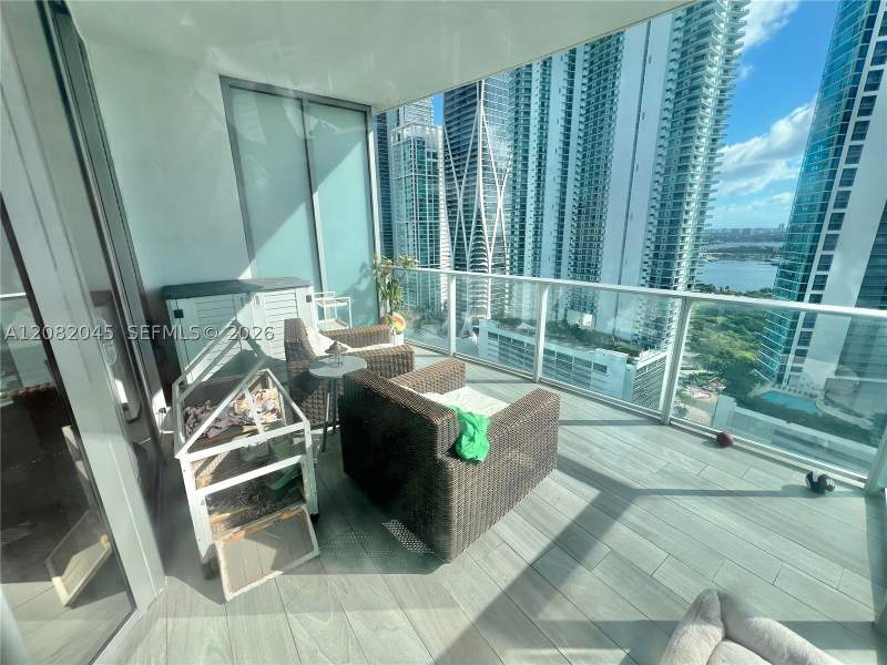 1 bedroom Condominium at 851 NE 1st Ave 2605, Paramount Miami Worldcent, Miami — photo 5