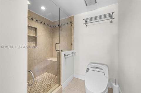 3756 NE 167th St 44, North Miami Beach FL - photo 10 of 36