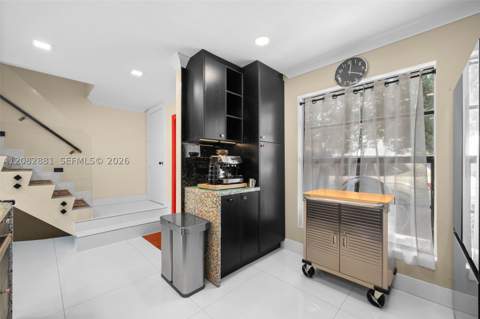 3756 NE 167th St 44, North Miami Beach FL - photo 18 of 36