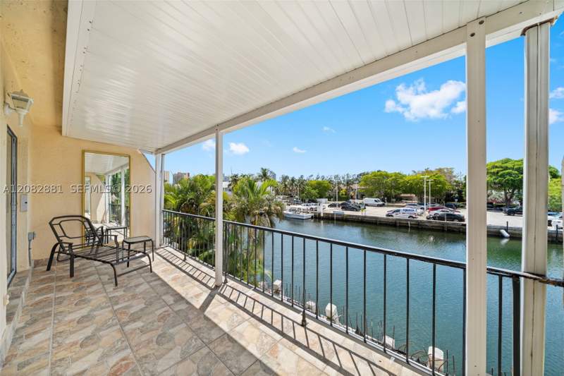 2 bedroom Townhouse at 3756 NE 167th St 44, Beach Club Villas Condo, North Miami Beach — photo 3