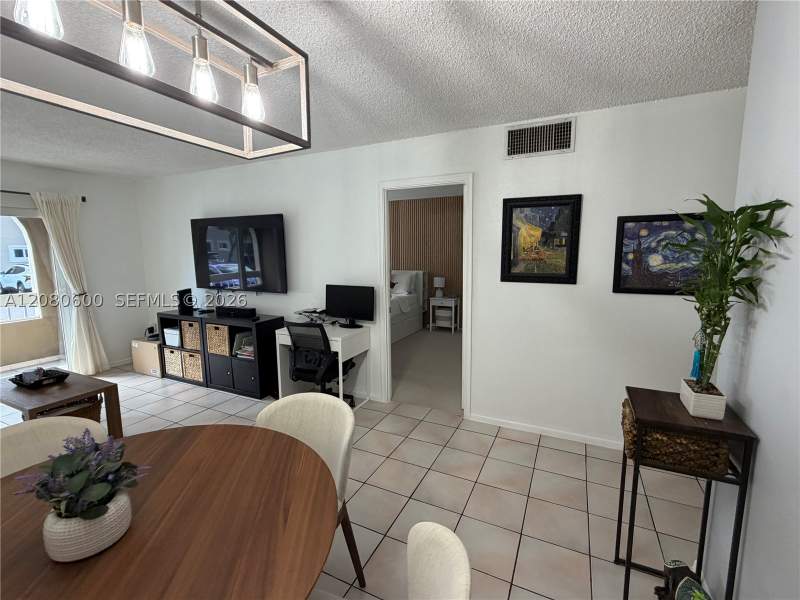 1 bedroom Condominium at 7703 Camino Real A106, Village Of Kings Creek Co, Miami — photo 3