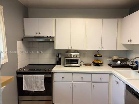 7703 Camino Real A106, Miami FL - photo 8 of 23