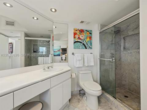16445 Collins Ave 828, Sunny Isles Beach FL - photo 15 of 41