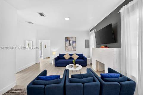 473 NE 61st St, Miami FL - photo 6 of 35
