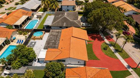 9831 SW 4th St, Miami FL - photo 10 of 83