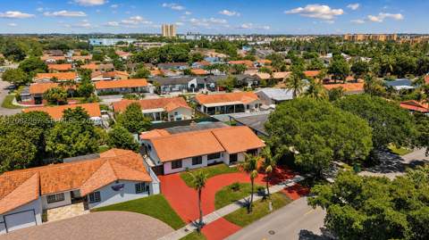 9831 SW 4th St, Miami FL - photo 7 of 83