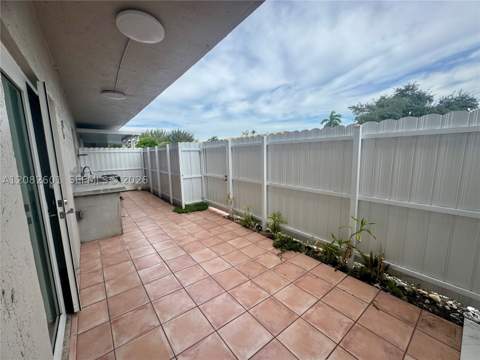 8380 NW 103rd St 105G, Hialeah Gardens FL - photo 19 of 20