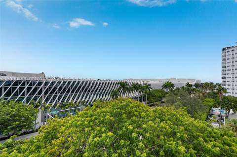 1775 Washington Ave 6E, Miami Beach FL - photo 17 of 34