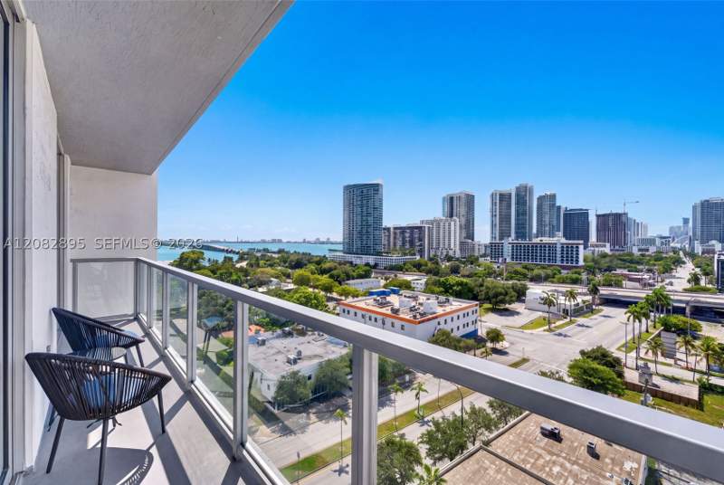 1 bedroom Condominium at 3900 Biscayne Blvd S-1010, Quadro Condo, Miami — photo 2