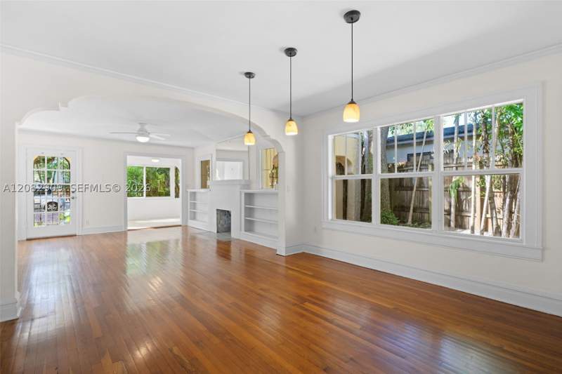 4 bedroom SingleFamilyResidence at 2521 Inagua Ave, King Park, Miami — photo 3
