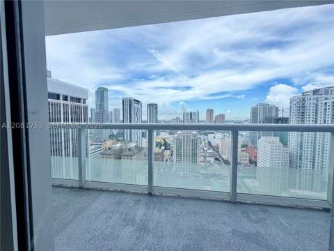 50 Biscayne Blvd 3211, Miami FL - photo 17 of 36