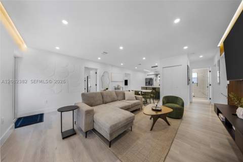 511 NW 48th St, Miami FL - photo 10 of 59