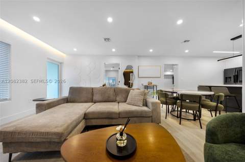 511 NW 48th St, Miami FL - photo 11 of 59