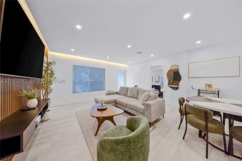 511 NW 48th St, Miami FL - photo 9 of 59