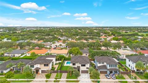 8981 NW 161st Ter, Miami Lakes FL - photo 7 of 70