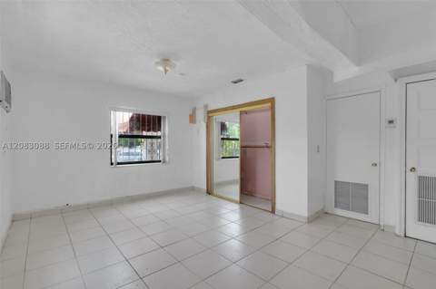615 SW 62nd Ct, Miami FL - photo 14 of 37