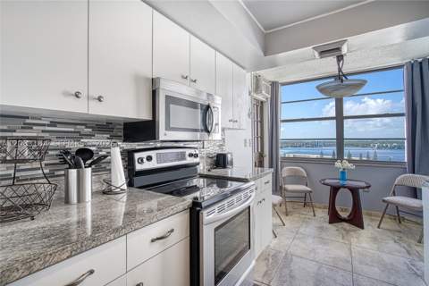 18021 Biscayne Blvd 1604, Aventura FL - photo 10 of 59