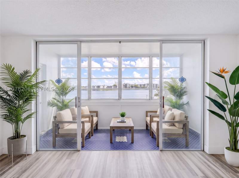 2 bedroom Condominium at 1501 NE Miami Gardens Dr 257, Third Moorings Condo, Miami — photo 2