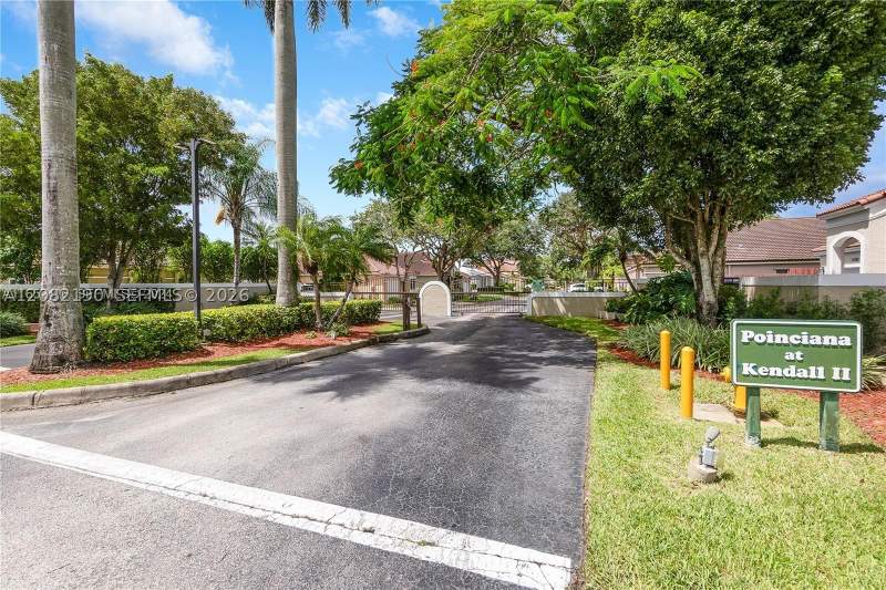 3 bedroom SingleFamilyResidence at 11837 SW 93rd Ter, Poinciana At Kendall 1st, Miami — photo 2