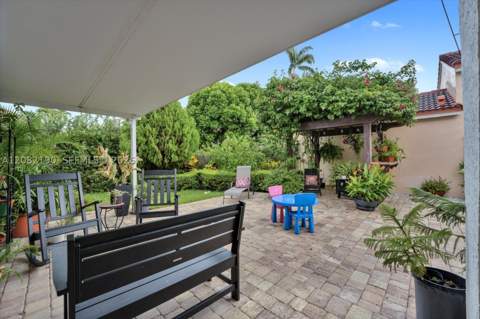 11837 SW 93rd Ter, Miami FL - photo 24 of 35