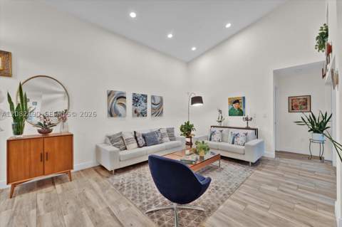 11837 SW 93rd Ter, Miami FL - photo 6 of 35
