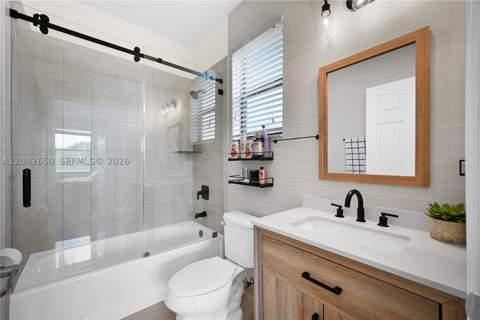 3803 NE 2nd St, Homestead FL - photo 7 of 26