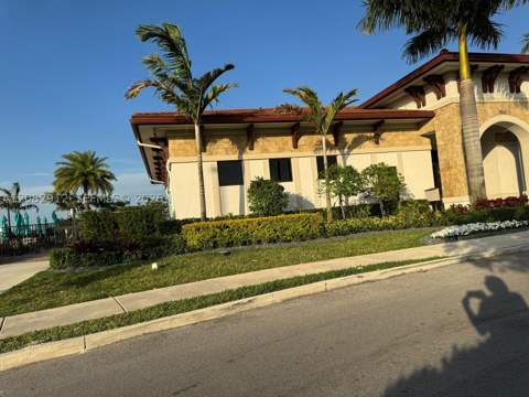 11449 W 34th Ln, Hialeah FL - photo 20 of 26